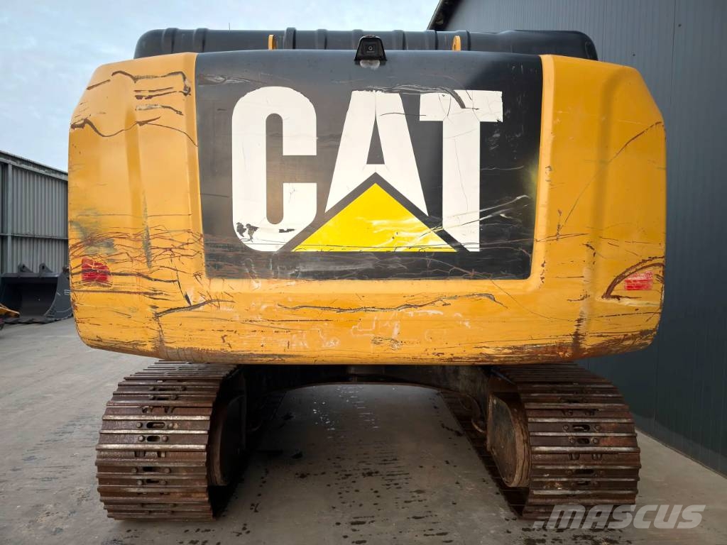 CAT 330F LN Kāpurķēžu ekskavatori