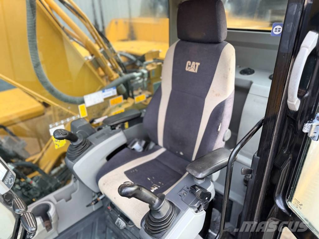 CAT 330F LN Kāpurķēžu ekskavatori
