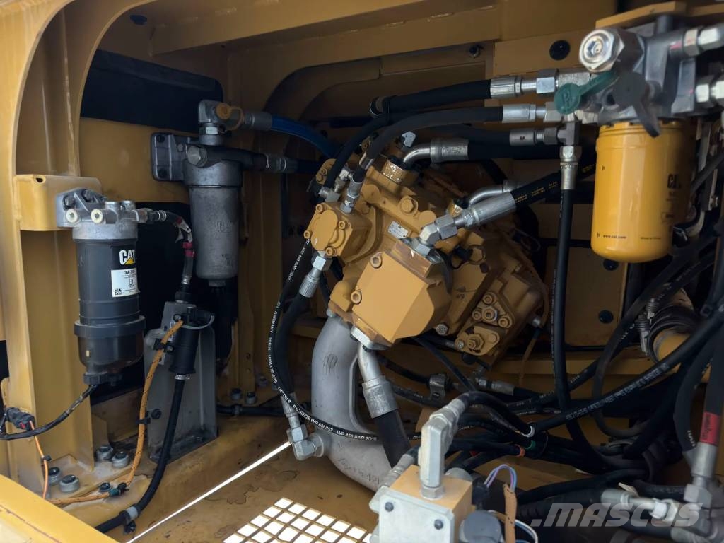 CAT 330F LN Kāpurķēžu ekskavatori