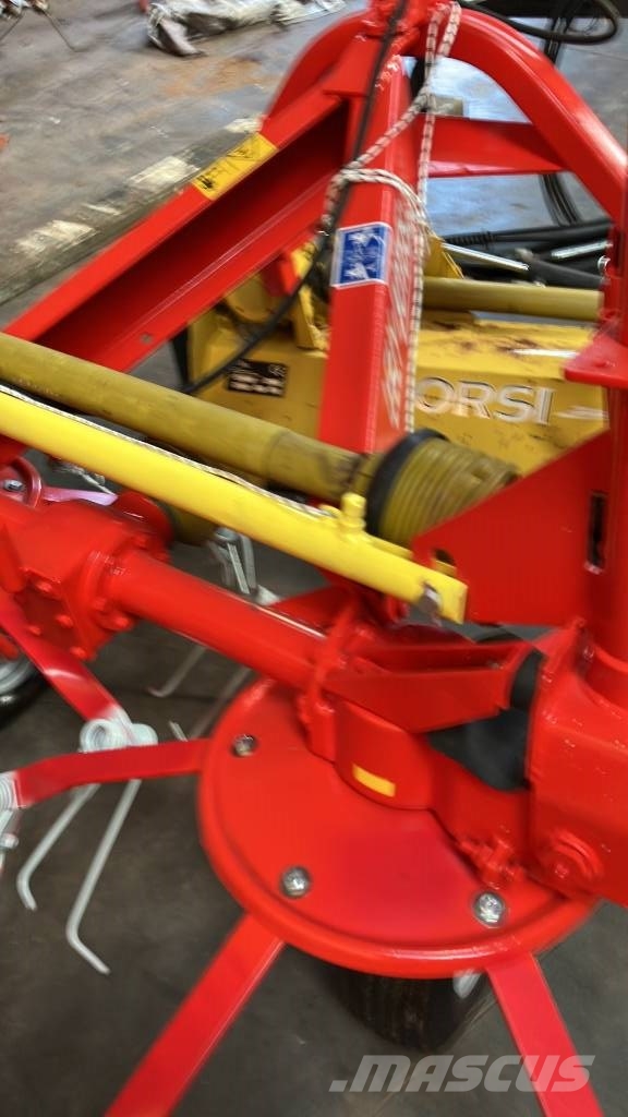 Lely schudders Rakes and tedders