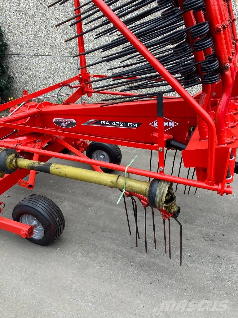 Lely schudders Rakes and tedders