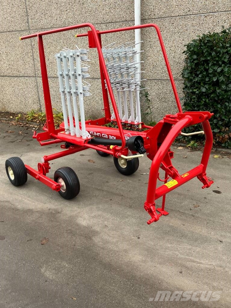 Lely schudders Rakes and tedders