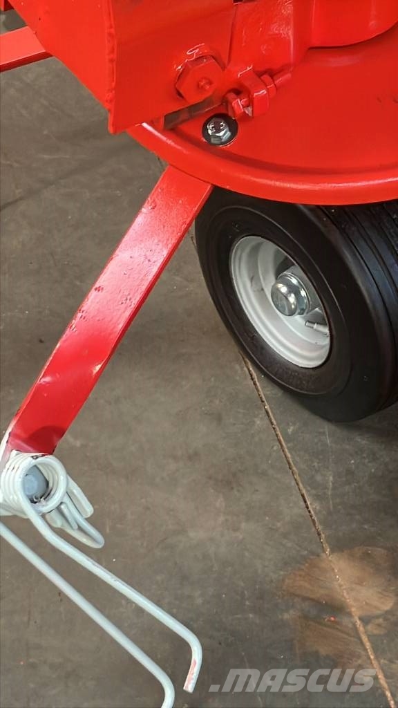 Lely schudders Rakes and tedders