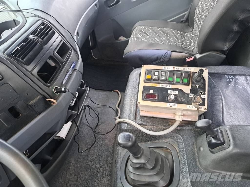 Mercedes-Benz Atego 1218 K Caminhões-tanque