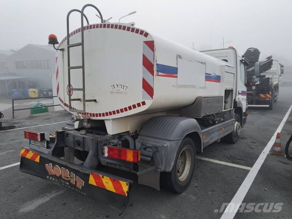 Mercedes-Benz Atego 1218 K Caminhões-tanque