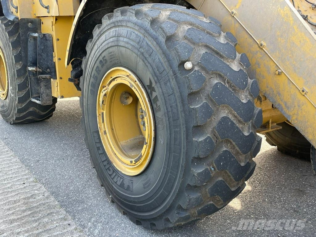 CAT 962M 轮式装载机