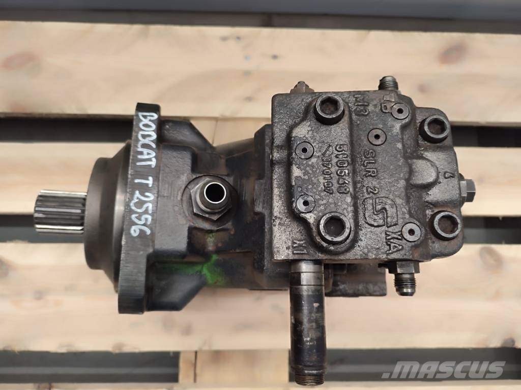 Bobcat Hydromotor 51D110AD4N BOBCAT T 2556 유압식 기계