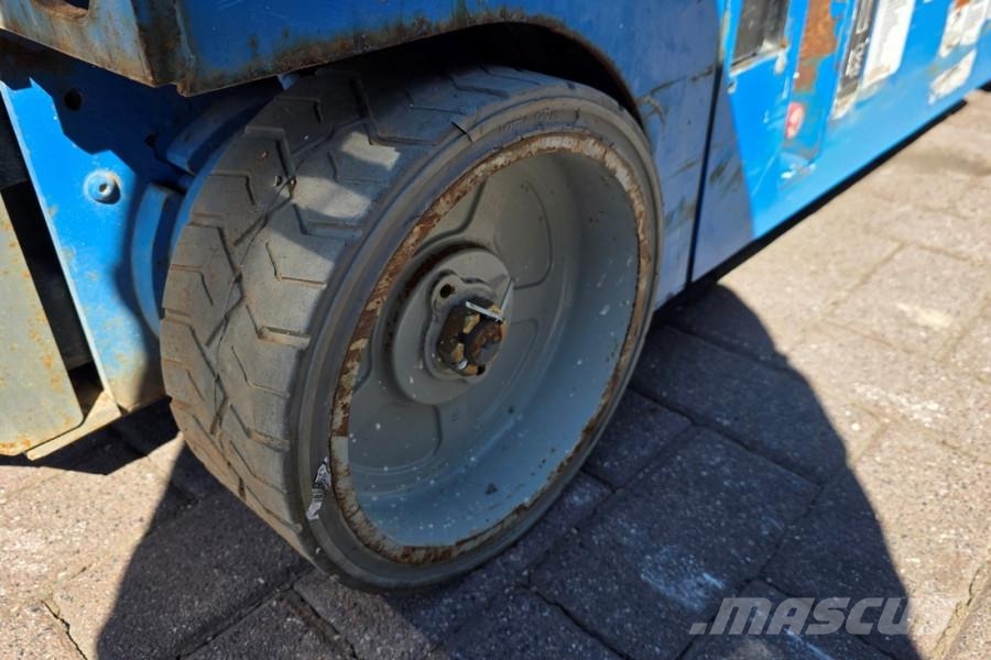 Genie GS1932 Electric, Working Height 7.8 m, 227kg Capac Sakselifter