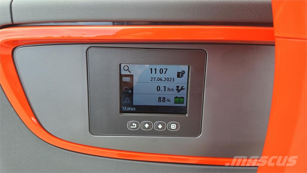 Linde L16i Stāvot vadāmie palešu krautņotāji