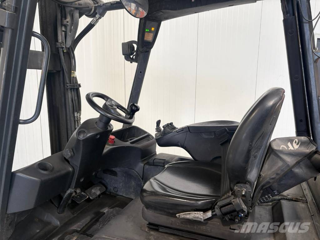 Linde E30-01 Chariots élévateurs électriques