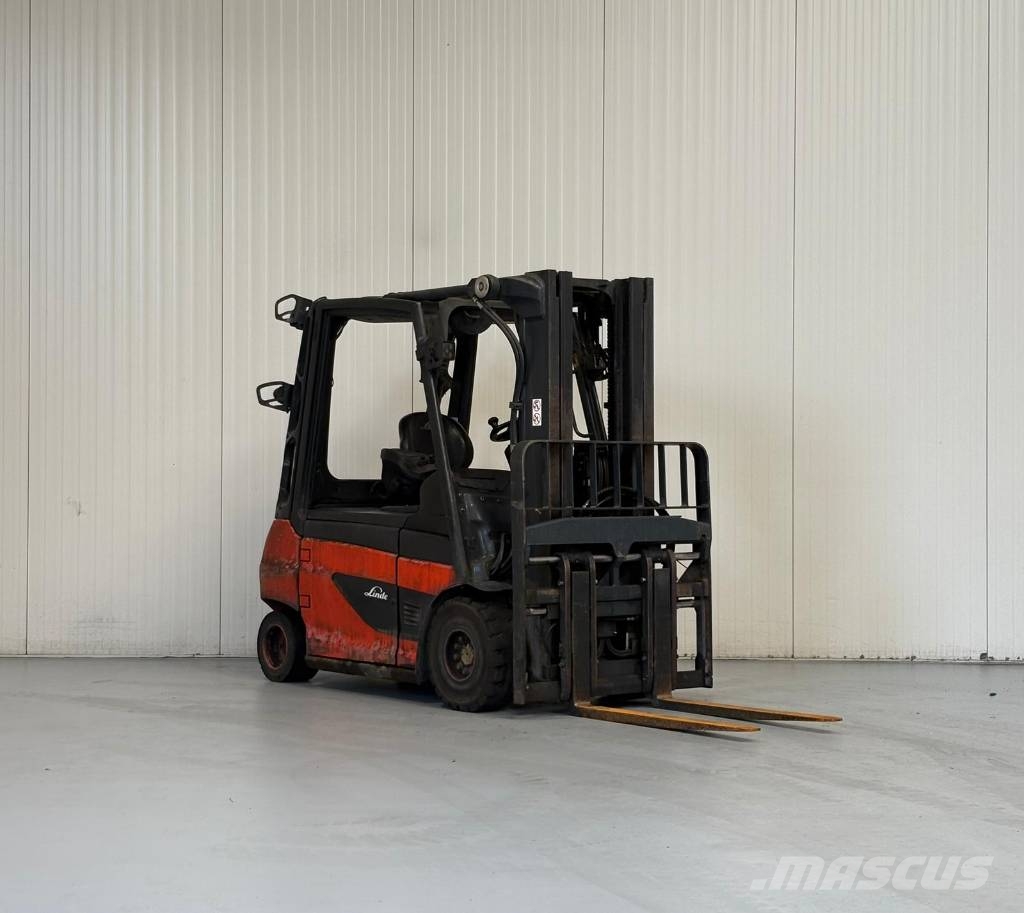 Linde E30-01 Chariots élévateurs électriques