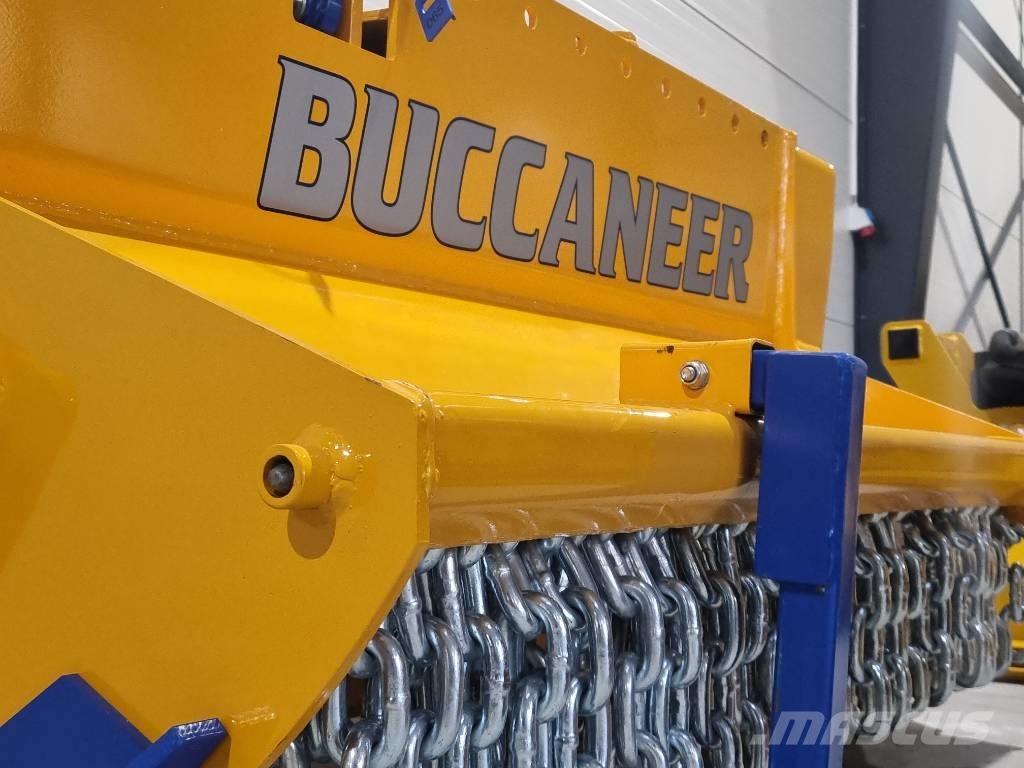 Bomford Buccaneer Машини для подрібнення пнів