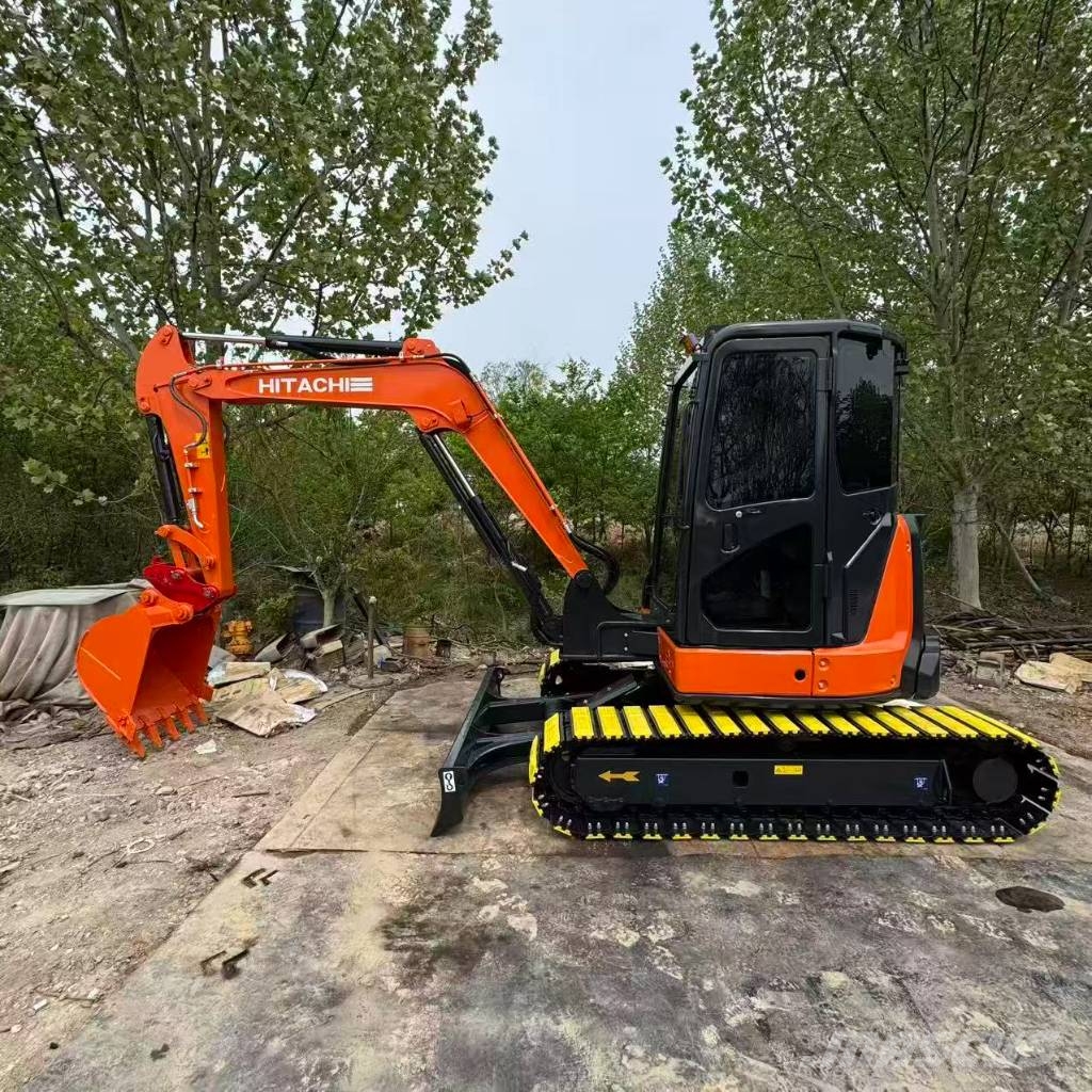 Hitachi ZX 55 حفارات صغيرة أقل من 7 طن (حفارات صغيرة)