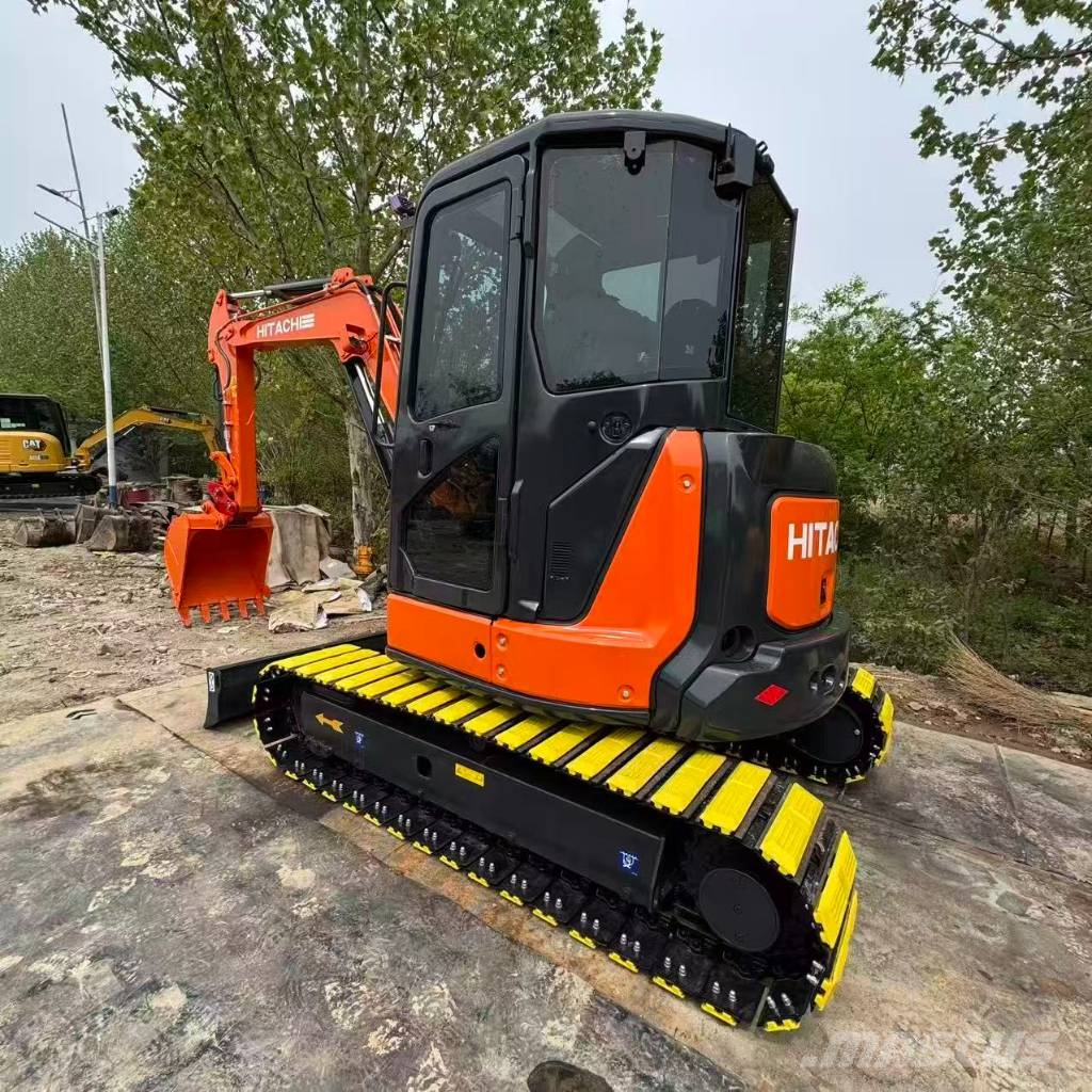 Hitachi ZX 55 حفارات صغيرة أقل من 7 طن (حفارات صغيرة)