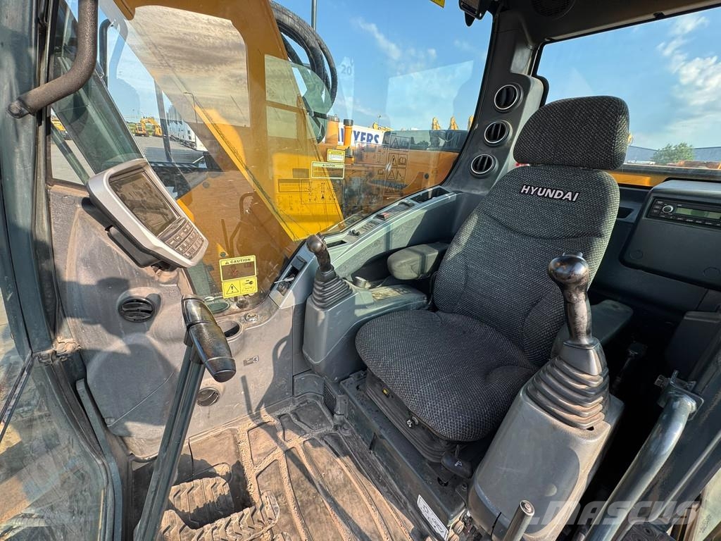 Hyundai HX145LCR Excavadoras sobre orugas