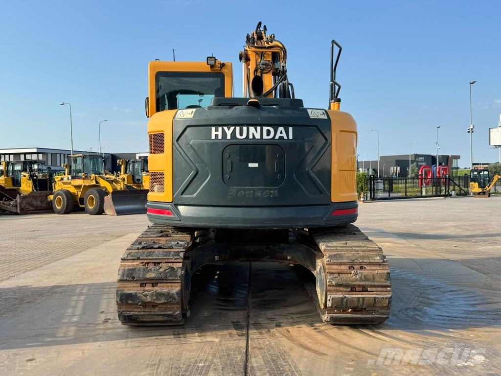 Hyundai HX145LCR Excavadoras sobre orugas