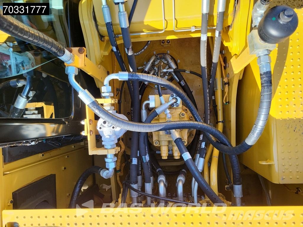 CAT 324 Rupsgraafmachines