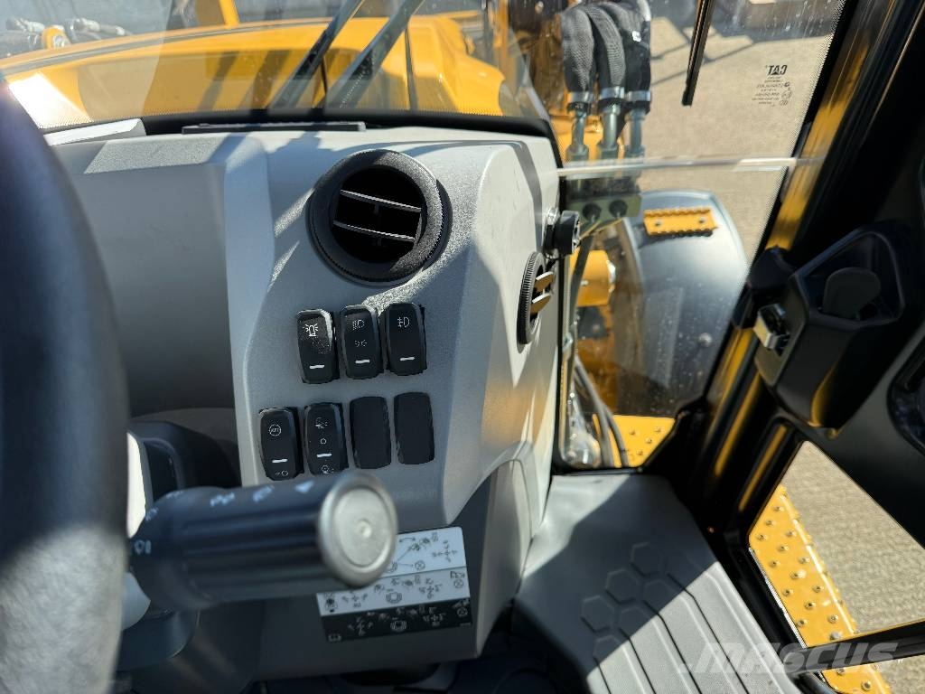 CAT 432 F Backhoe loaders