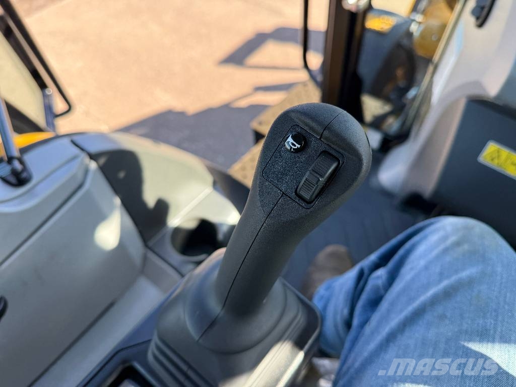 CAT 432 F Backhoe loaders