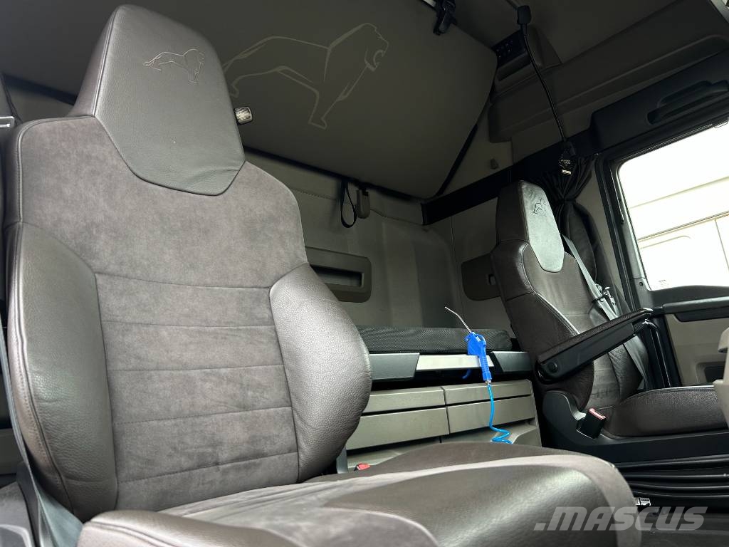 MAN TGX 26.510 Camion treuil