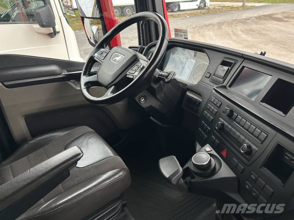 MAN TGX 26.510 Camion treuil