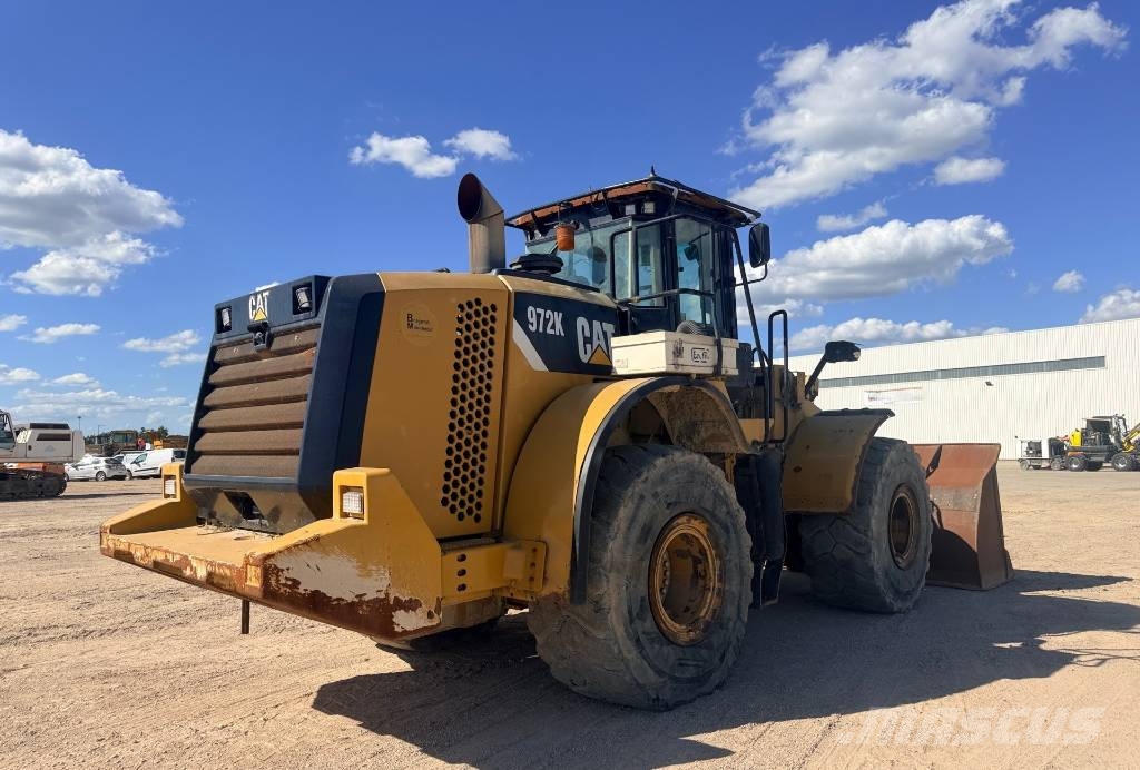 CAT 972 K Колесни товарачи