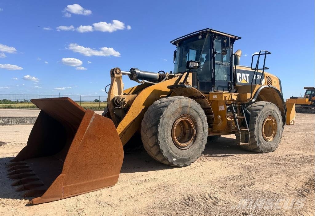 CAT 972 K Колесни товарачи