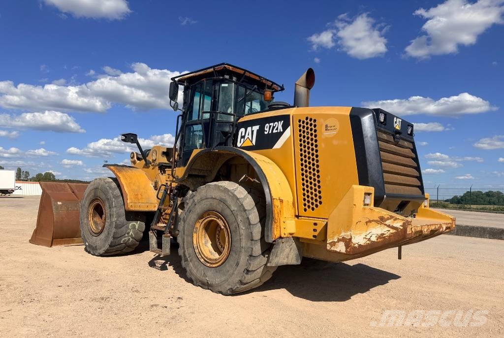 CAT 972 K Колесни товарачи