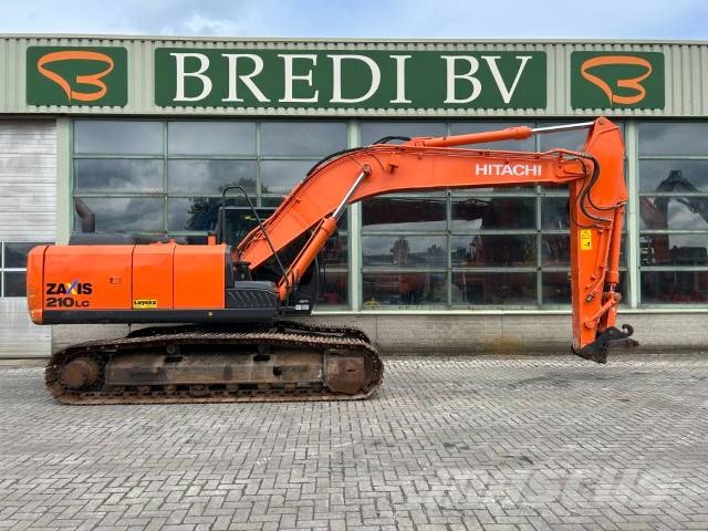 Hitachi ZX 210 LC-5B حفارات زحافة