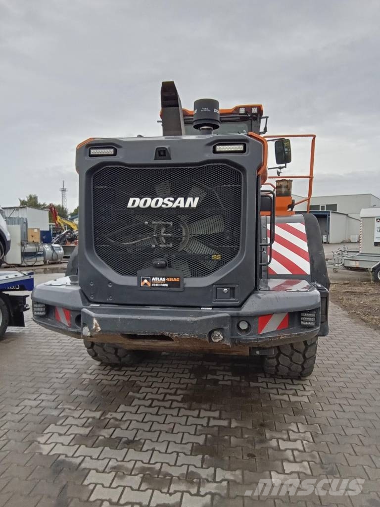 Doosan DL 380-7 لوادر بعجل