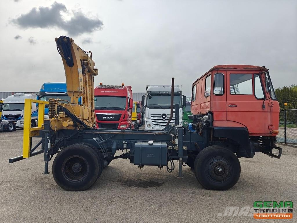 DAF FAV 1800 DT 320 4x4 Day Cab - Effer 2x Extendable Flatbed / Dropside trucks
