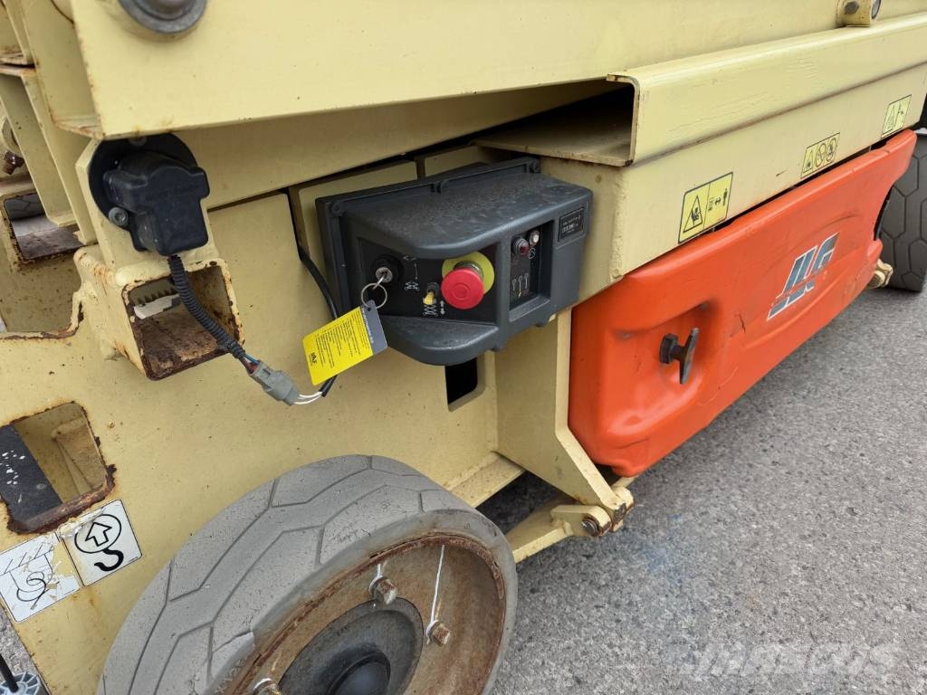 JLG 2630 ES 剪叉式升降机