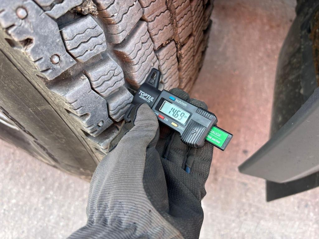 Mercedes-Benz Antos 1636 4x4 NTM 3 chambers / HYDRODRIVE (4x4) Camiones de basura