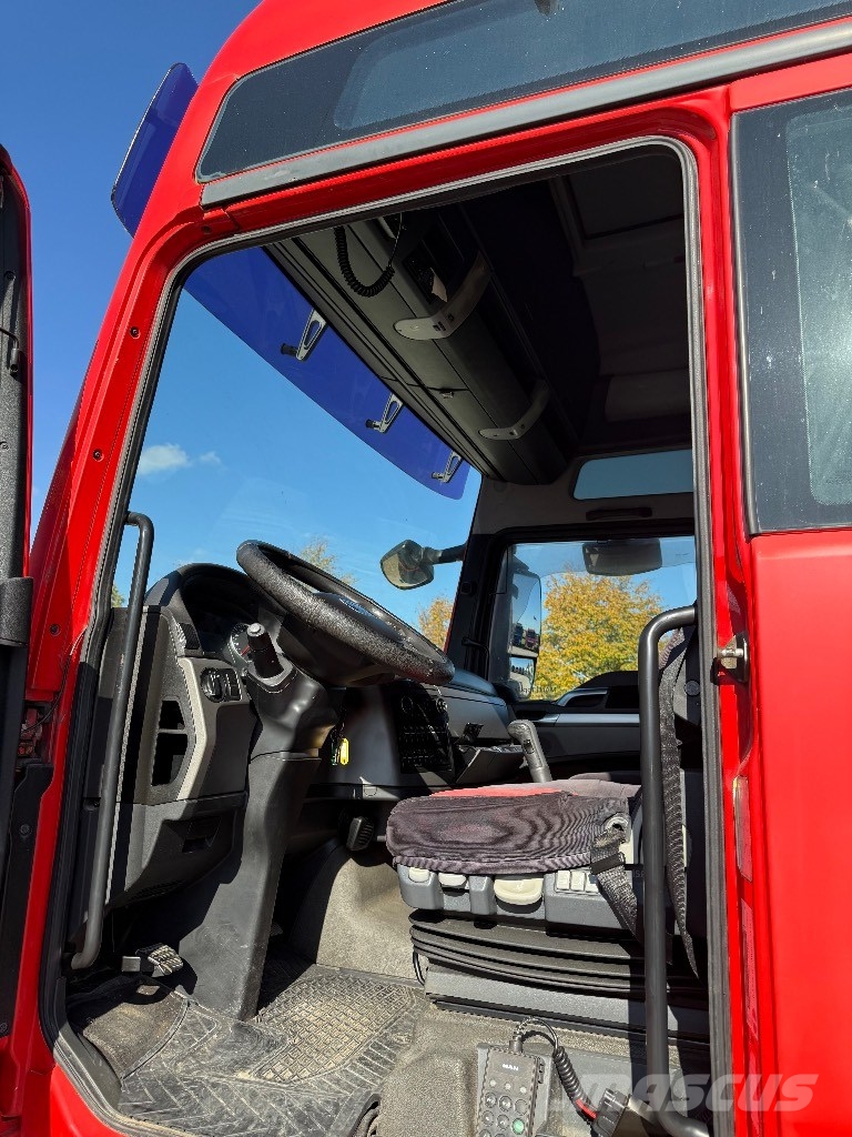 MAN TGX 26.440 Camiones plataforma