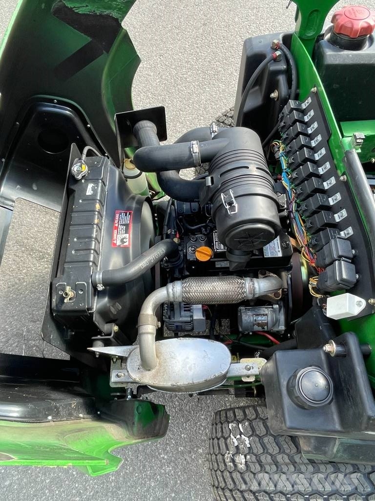 John Deere 997 Z-TRAK Päältäajettavat ruohonleikkurit