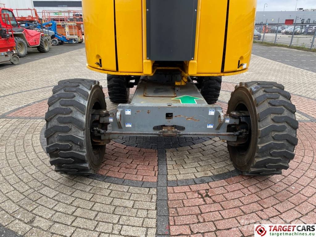 Haulotte HA260PX Diesel 4x4x4 Articulated Boom Lift 2560cm Zelfrijdende knikarm hoogwerker