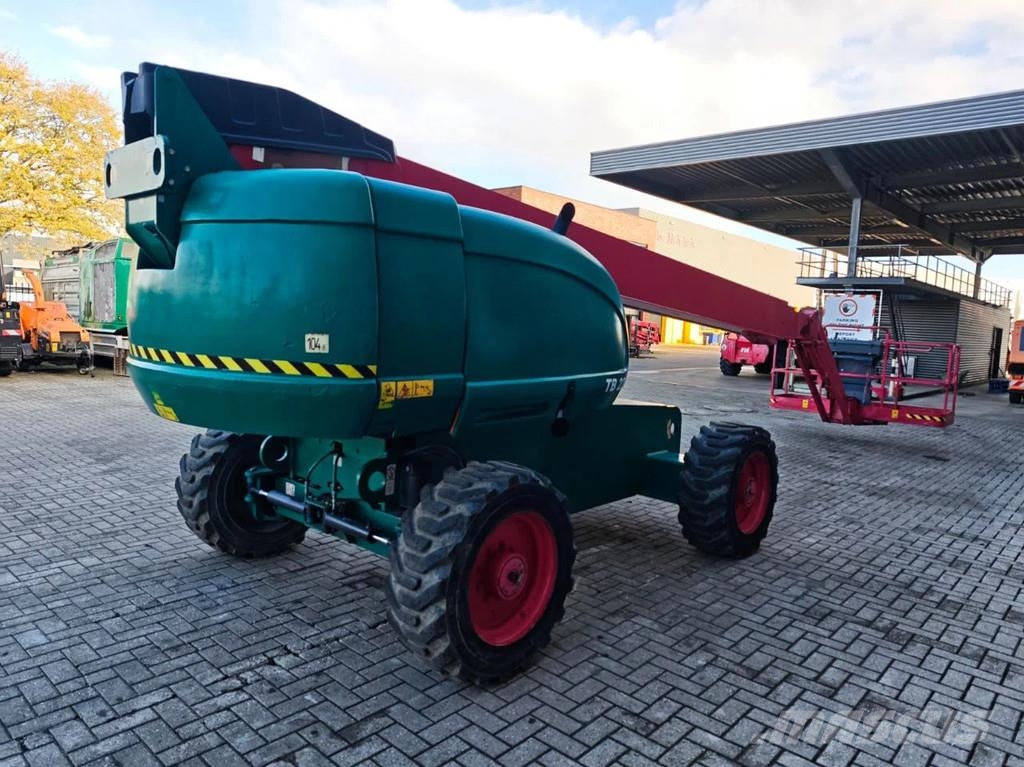JLG 660 SJ ブームリフト　直伸型