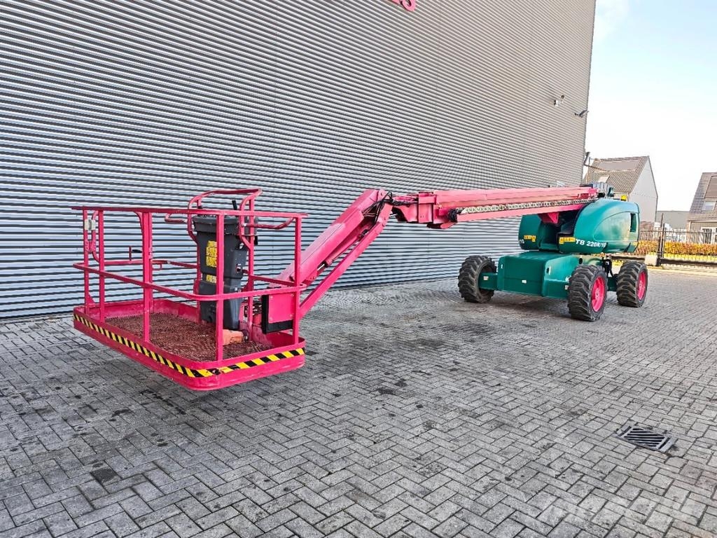 JLG 660 SJ ブームリフト　直伸型