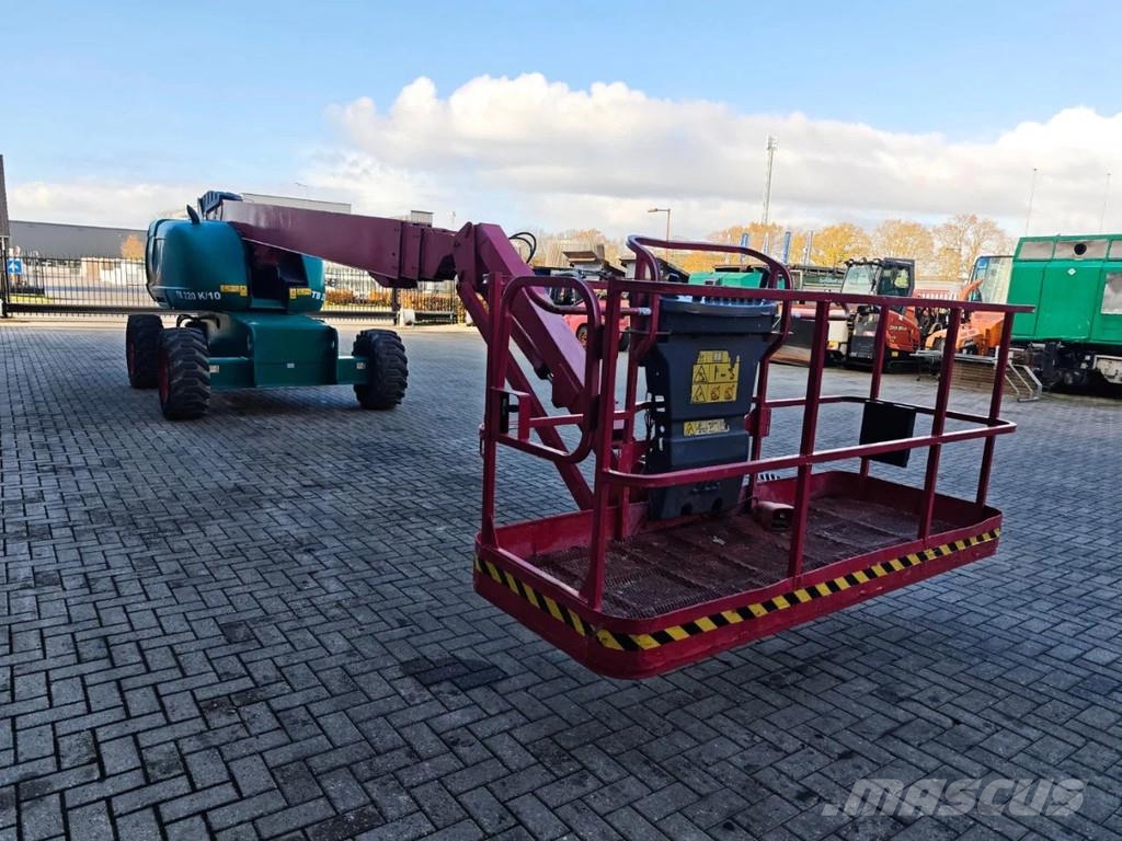 JLG 660 SJ ブームリフト　直伸型