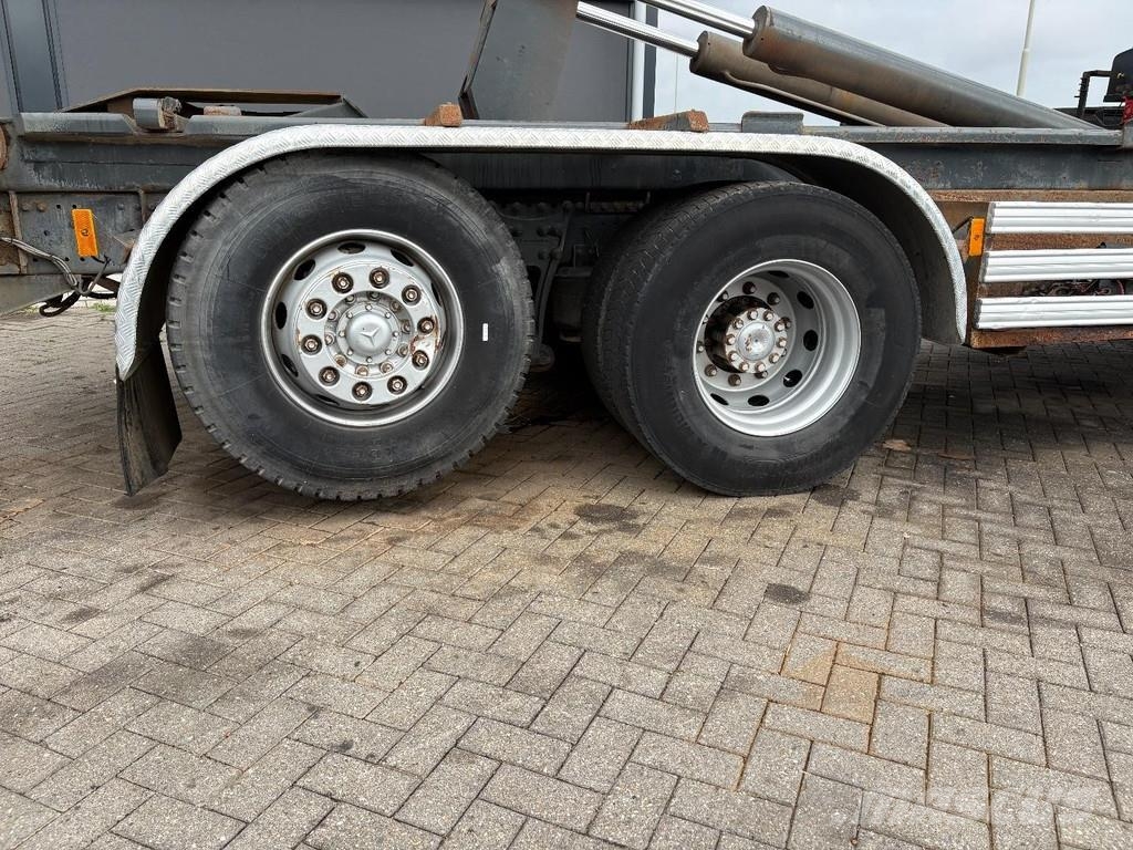 Mercedes-Benz Actros 2536 + FASSI F130 A - 2X EXT. + 6X2 + HOOK Всъдеходни кранове