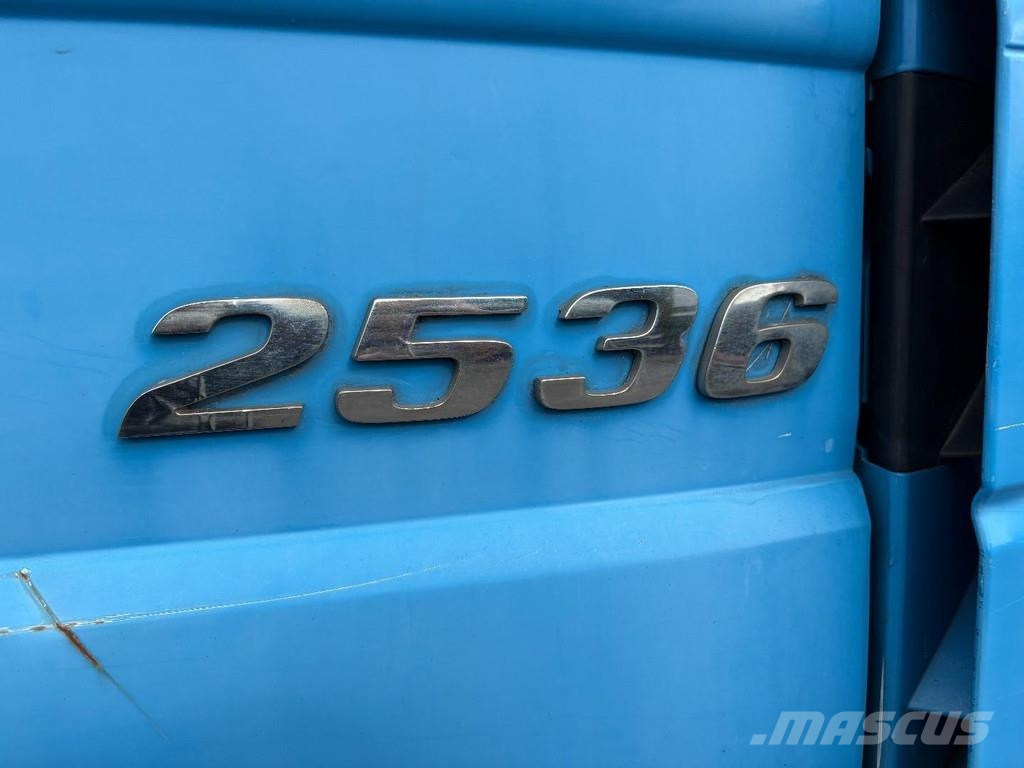 Mercedes-Benz Actros 2536 + FASSI F130 A - 2X EXT. + 6X2 + HOOK Всъдеходни кранове