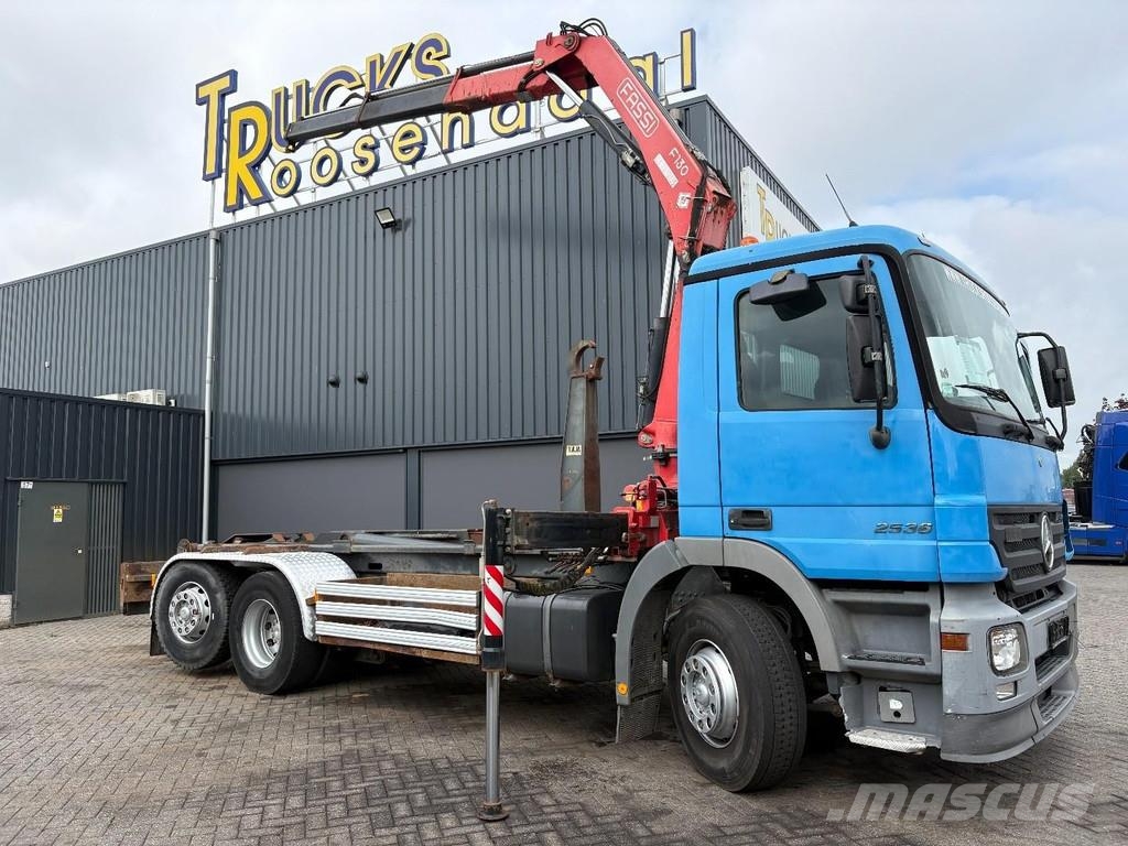Mercedes-Benz Actros 2536 + FASSI F130 A - 2X EXT. + 6X2 + HOOK Всъдеходни кранове
