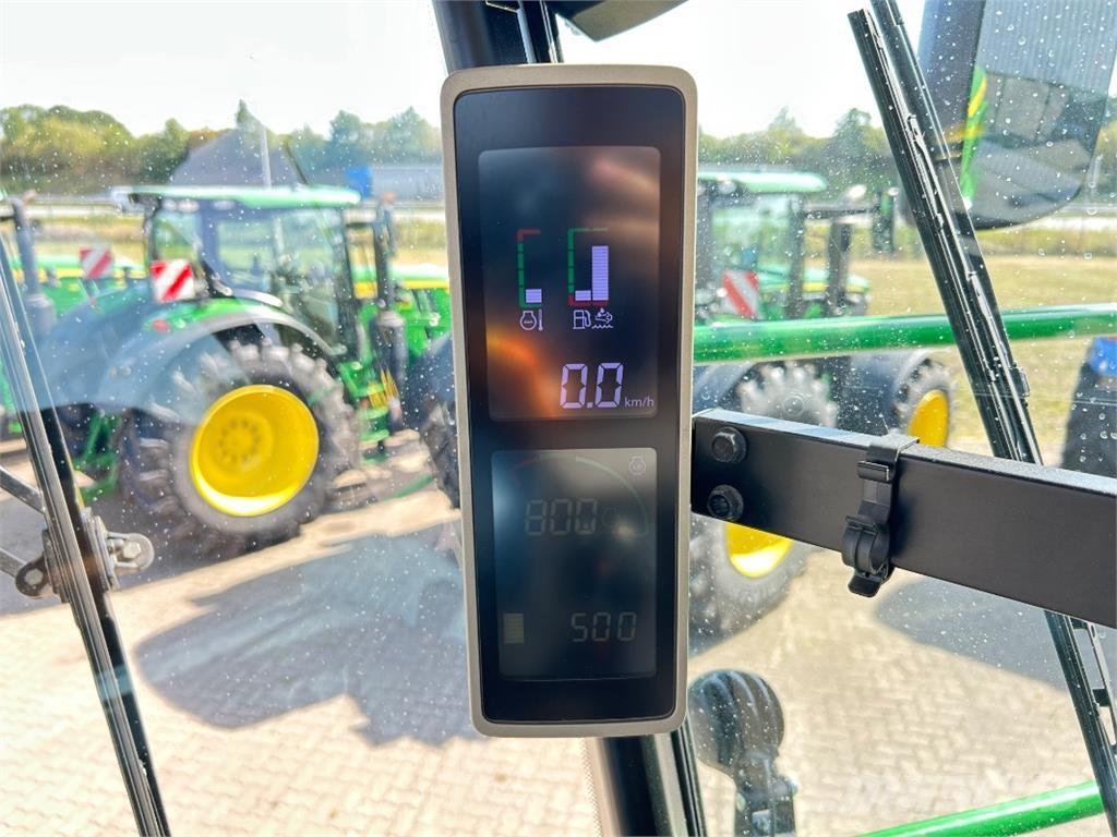 John Deere 9900 حصادات الأعلاف