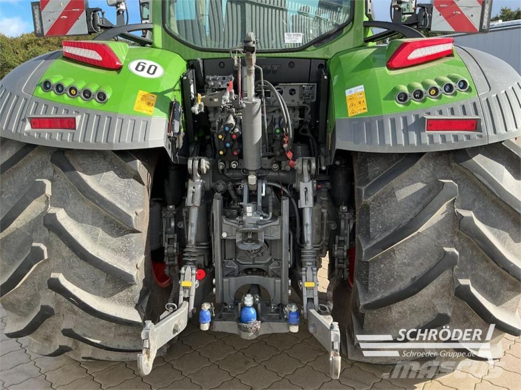 Fendt 728 VARIO GEN7.1 PROFI PLUS Traktoren