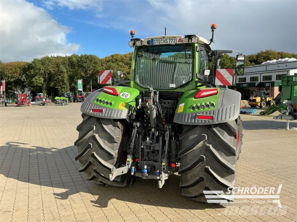 Fendt 728 VARIO GEN7.1 PROFI PLUS Traktoren