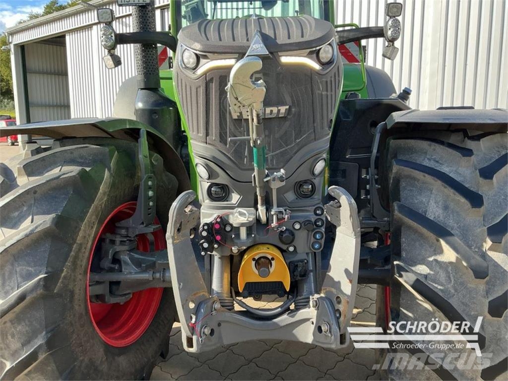 Fendt 728 VARIO GEN7.1 PROFI PLUS Traktoren