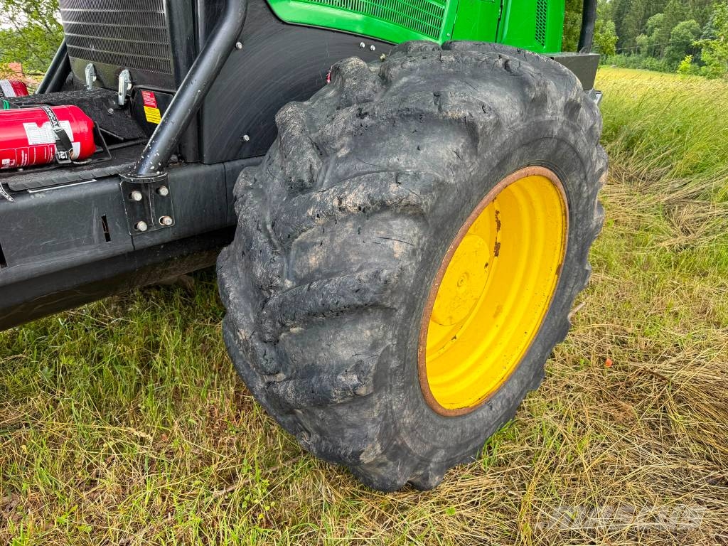 John Deere 1170 E Harvesters