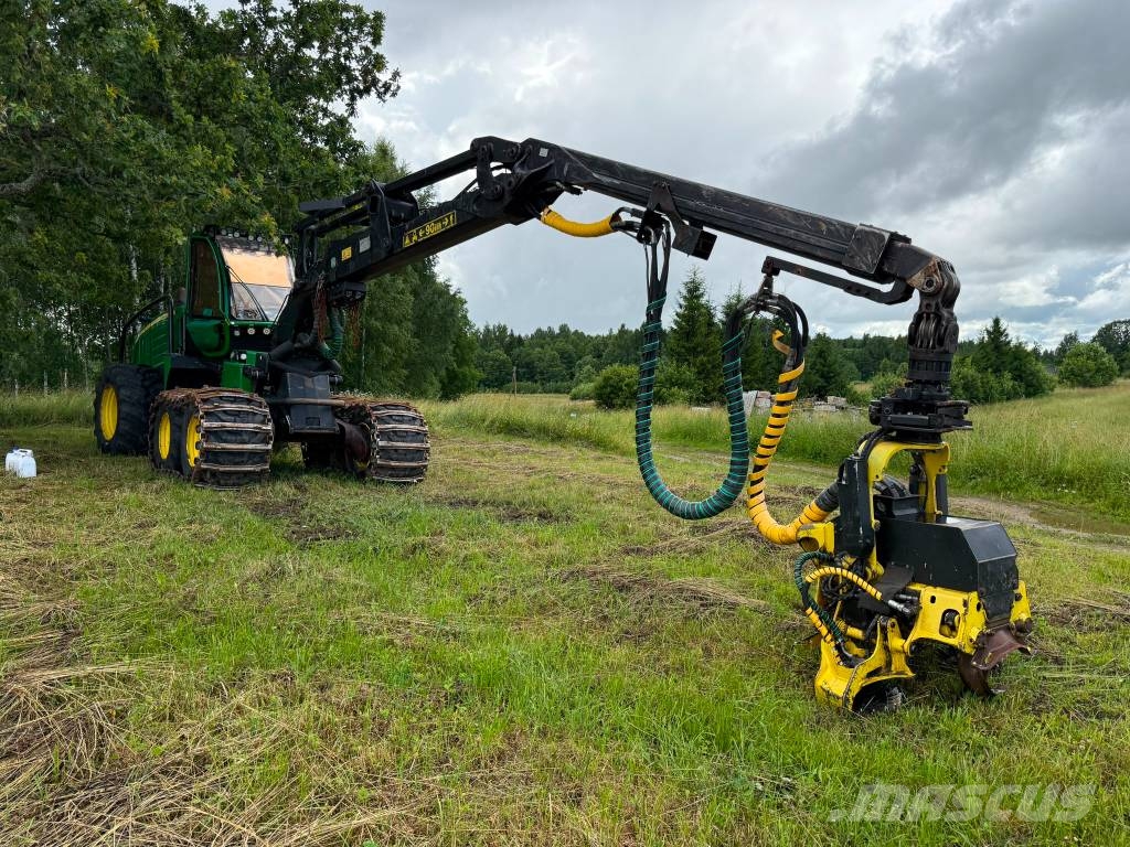 John Deere 1170 E Harvesters