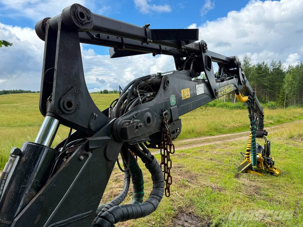 John Deere 1170 E Harvesters
