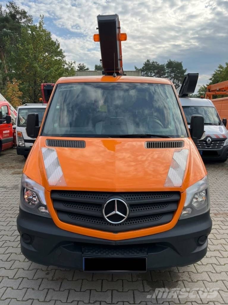 VERSALIFT ETL-36-130-F Piattaforme autocarrate